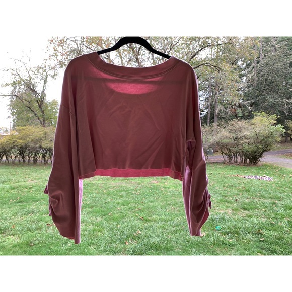 M Free People crop sweatshirt - Picture 2 of 4